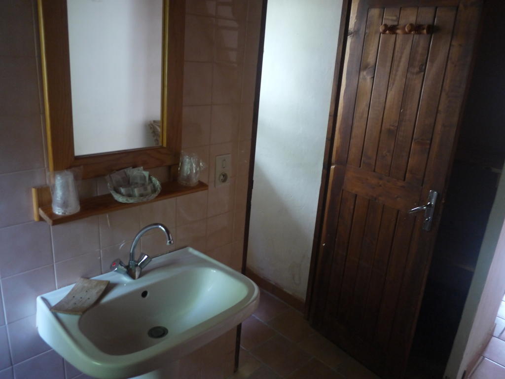 Auberge Des Seguins Buoux Quarto foto