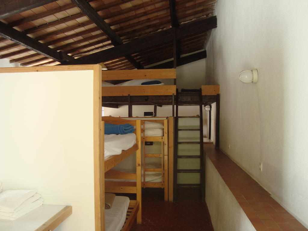 Auberge Des Seguins Buoux Quarto foto
