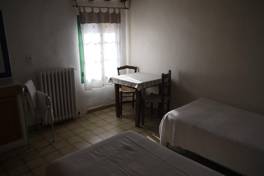 Auberge Des Seguins Buoux Quarto foto
